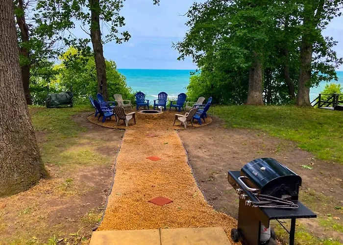 Casual Lake Living