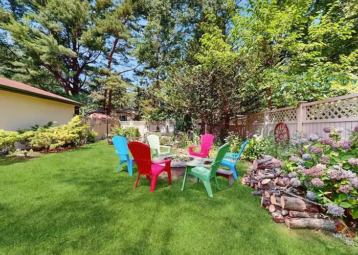 Wine Down Cottage